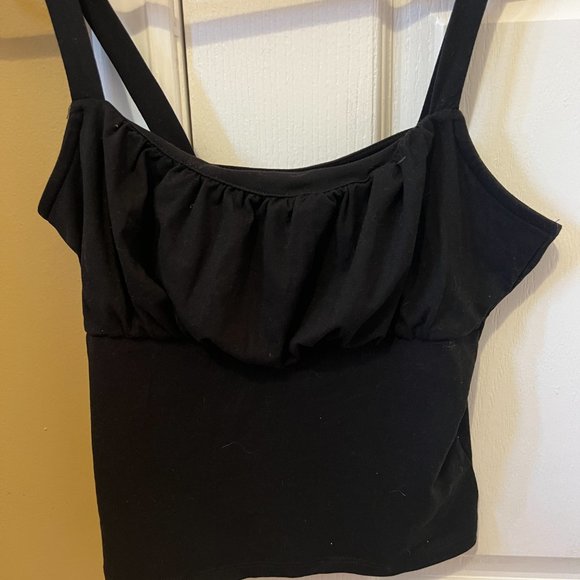 Black Cropped Tank Top - Picture 1 of 3